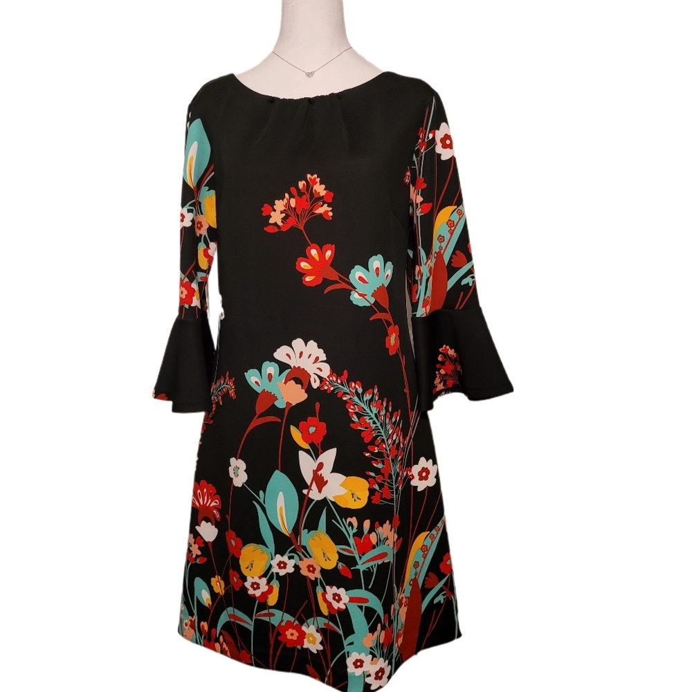 ❤️Price Drop - New York & Co Floral Bell-Sleeve Printed Flare Dress Sz L EUC - Picture 3 of 6